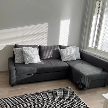 Apartment New Built One Bedroom Nearby Train Station *